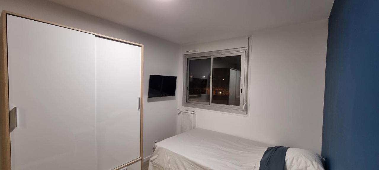 Chambres Avec Douche Privative Dans Appartement Partage - Metro - Wifi Toulouse Extérieur photo